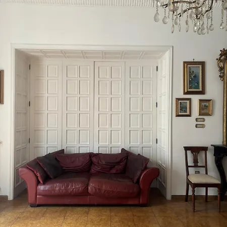 Centro Antico 77 Bed and Breakfast