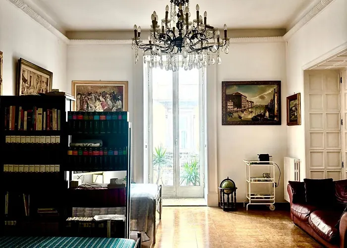 Centro Antico 77 Bed & Breakfast 3*